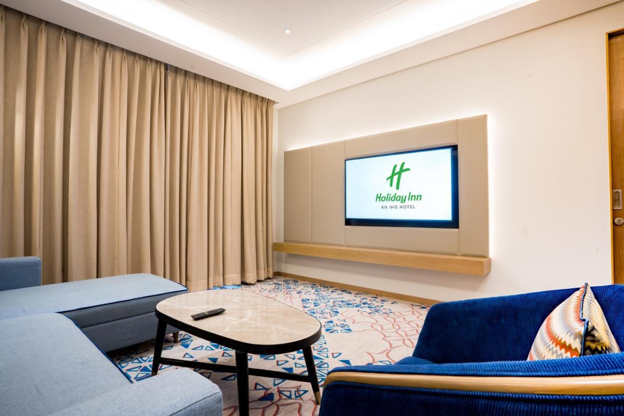 Holiday Inn Lucknow Airport By Ihg ภายนอก รูปภาพ