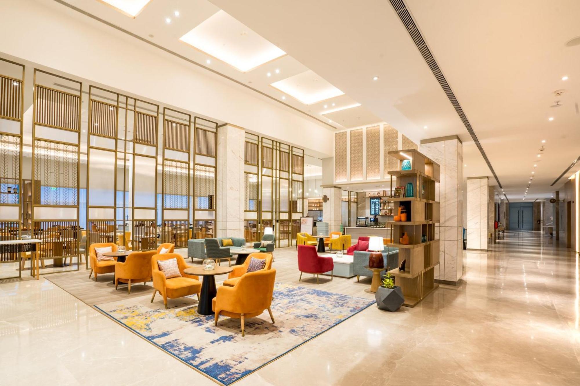 Holiday Inn Lucknow Airport By Ihg ภายนอก รูปภาพ
